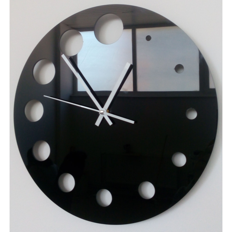 Modern wall clock made of plastic. Own production, X-momo