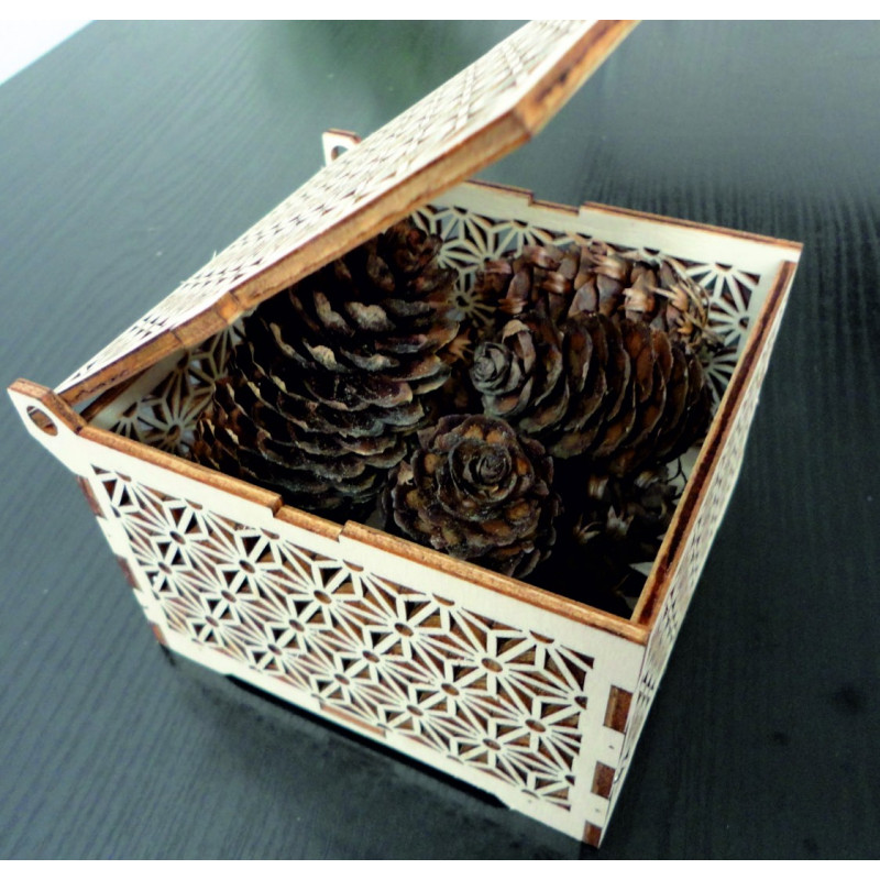 Wood and plastic decorations, Christmas decorations, wooden vintage accessories