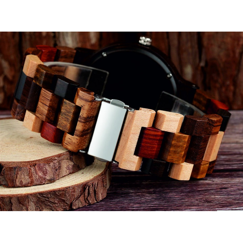 READER wristwatch made of wood. Ladies and men's watches.