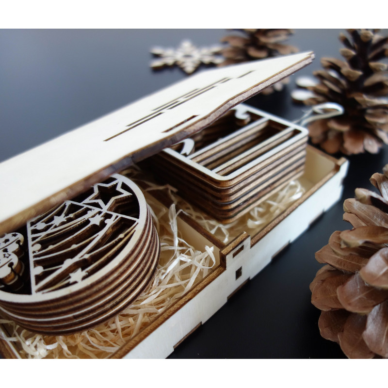 Wood and plastic decorations, Christmas decorations, wooden vintage accessories