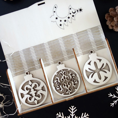 Decoration for Christmas tree, set contains 18 pieces