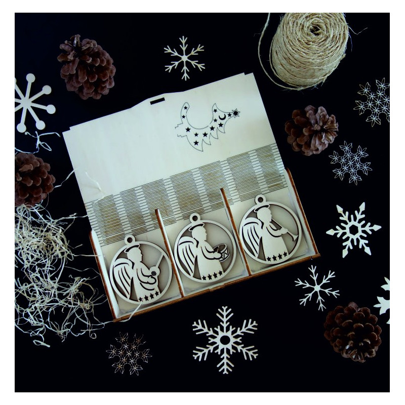 Vintage Wooden Christmas Ornaments, The set contains 18 pieces